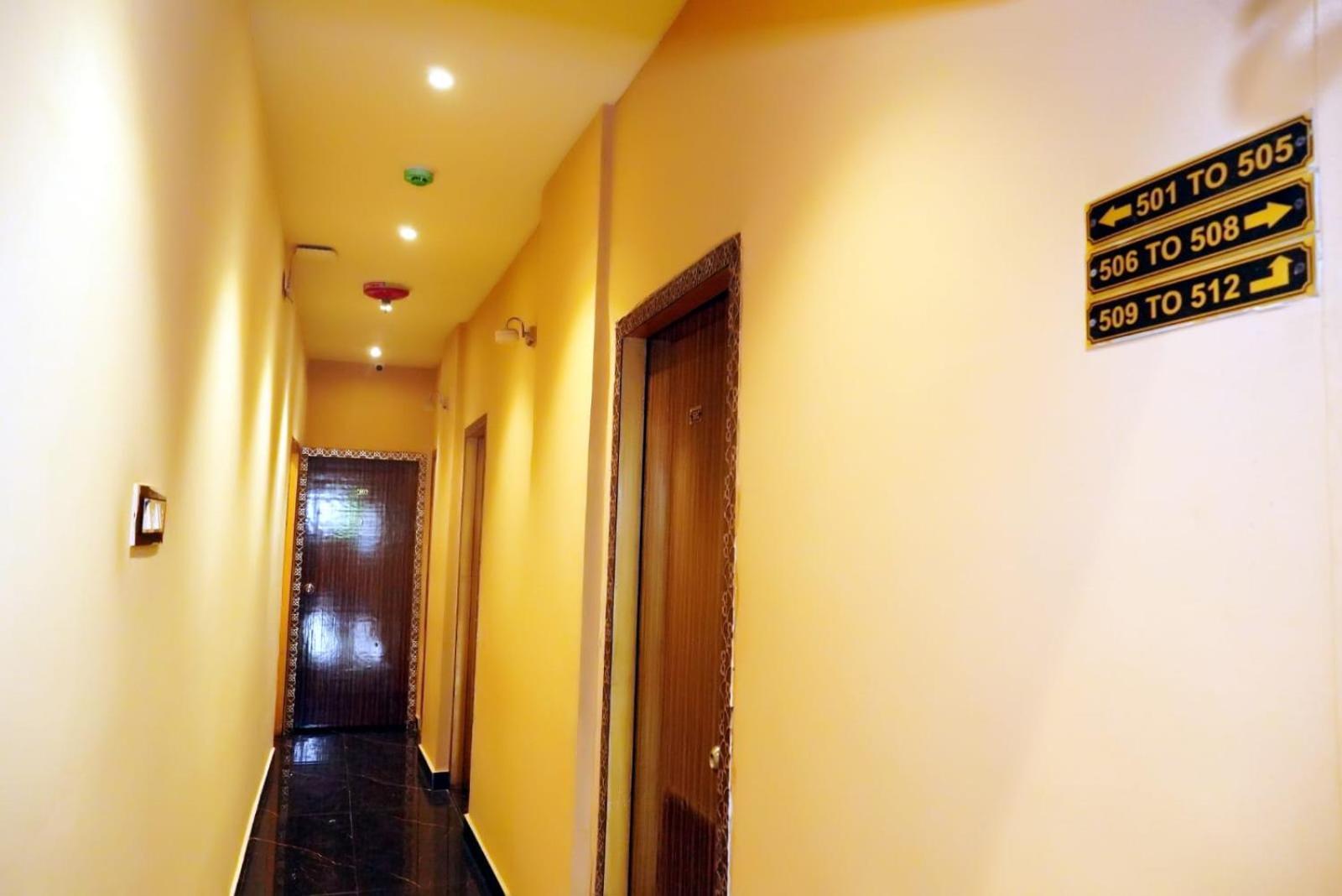 Hotel Golden Plaza Vashi Zewnętrze zdjęcie